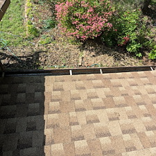 Gutter-Cleaning-and-Window-Cleaning-in-Chapel-Hill-NC 2