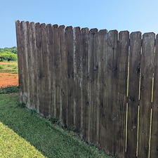 Professional-Fence-Cleaning-In-Mebane-NC 0