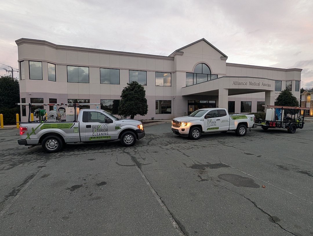 Top Quality Commercial Power Washing In Burlington, NC